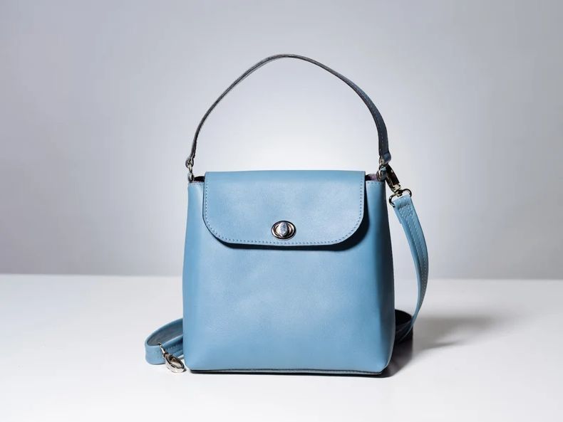 Minimalist Leather Bag